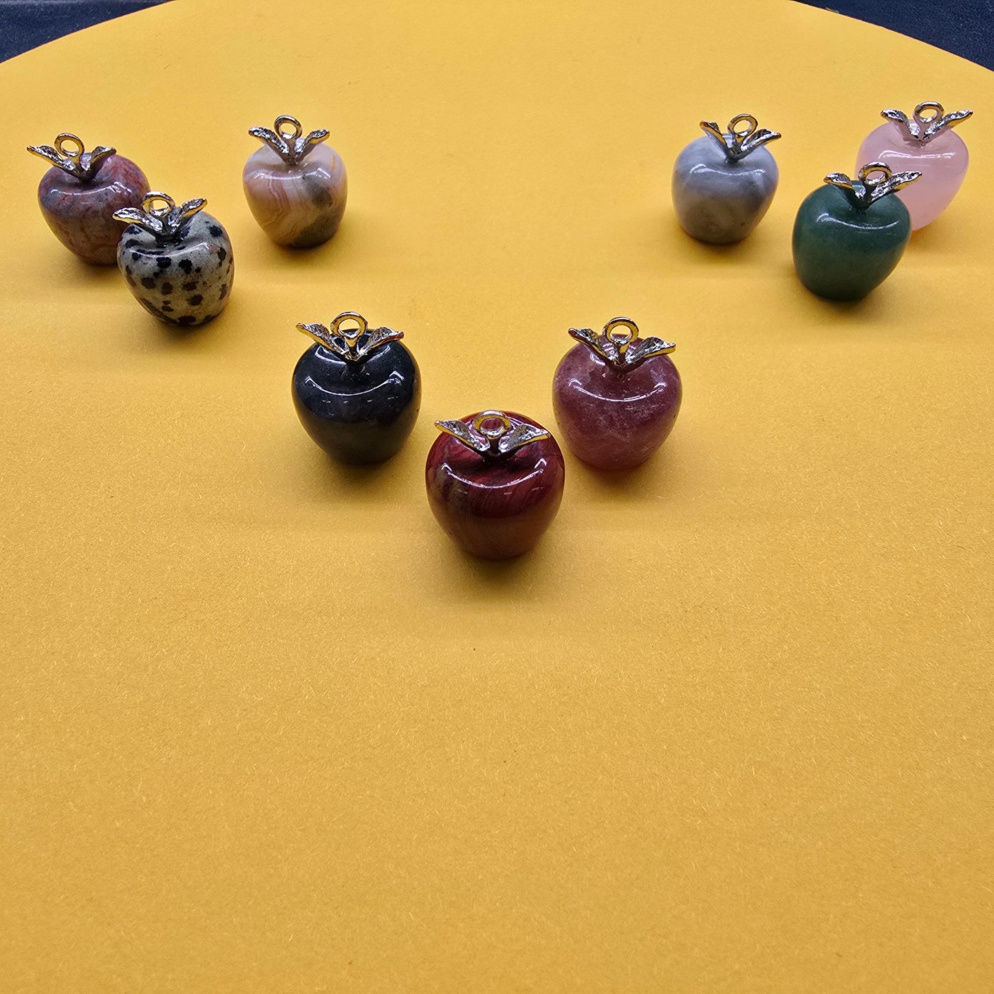 Natural crystal-small apples of various materials