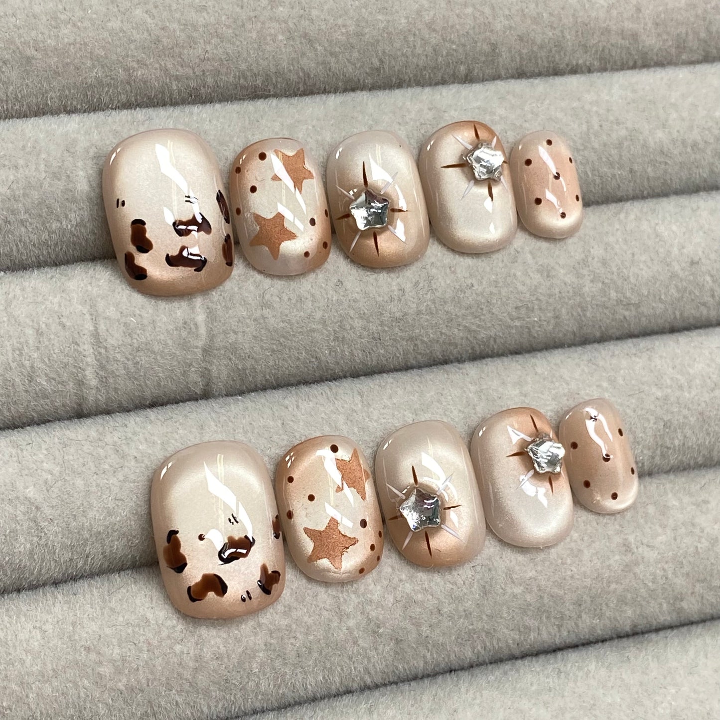 American-style sweet and cool milk coffee leopard print star rhinestone handmade nails - RT