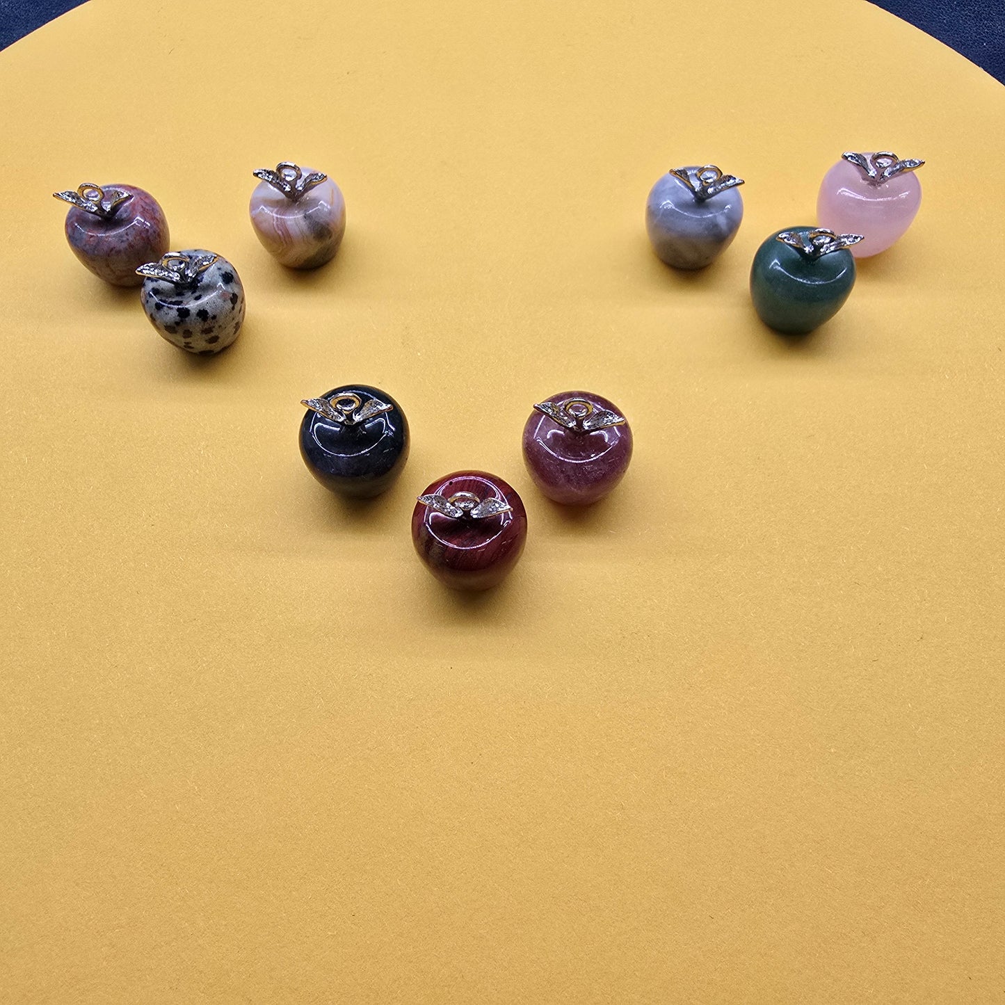 Natural crystal-small apples of various materials