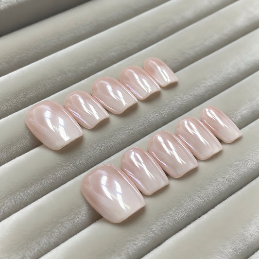 chrome ombre‘ pink handmade nails-Showcasing elegant charm-RT
