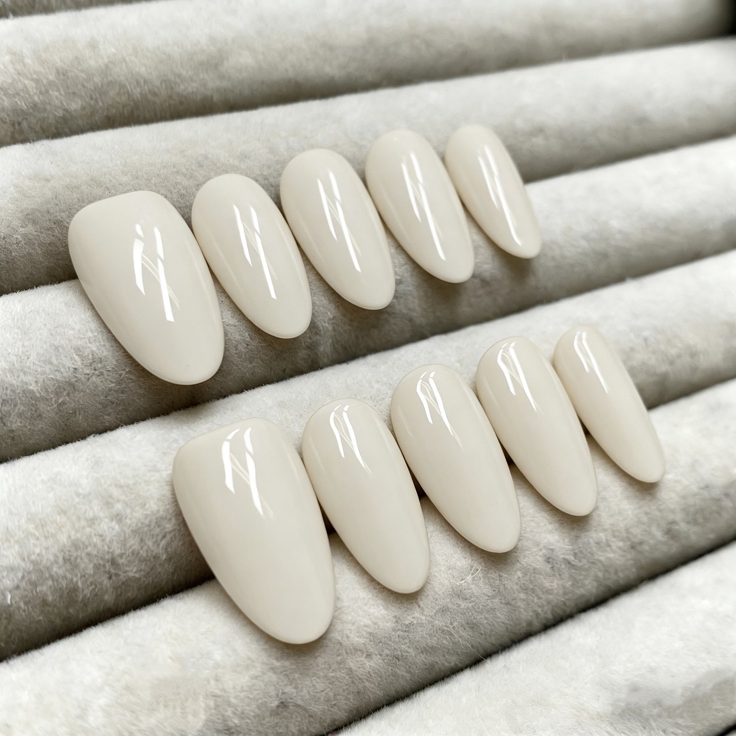 Minimalist Nude Series Handmade Press on nails - White-RT