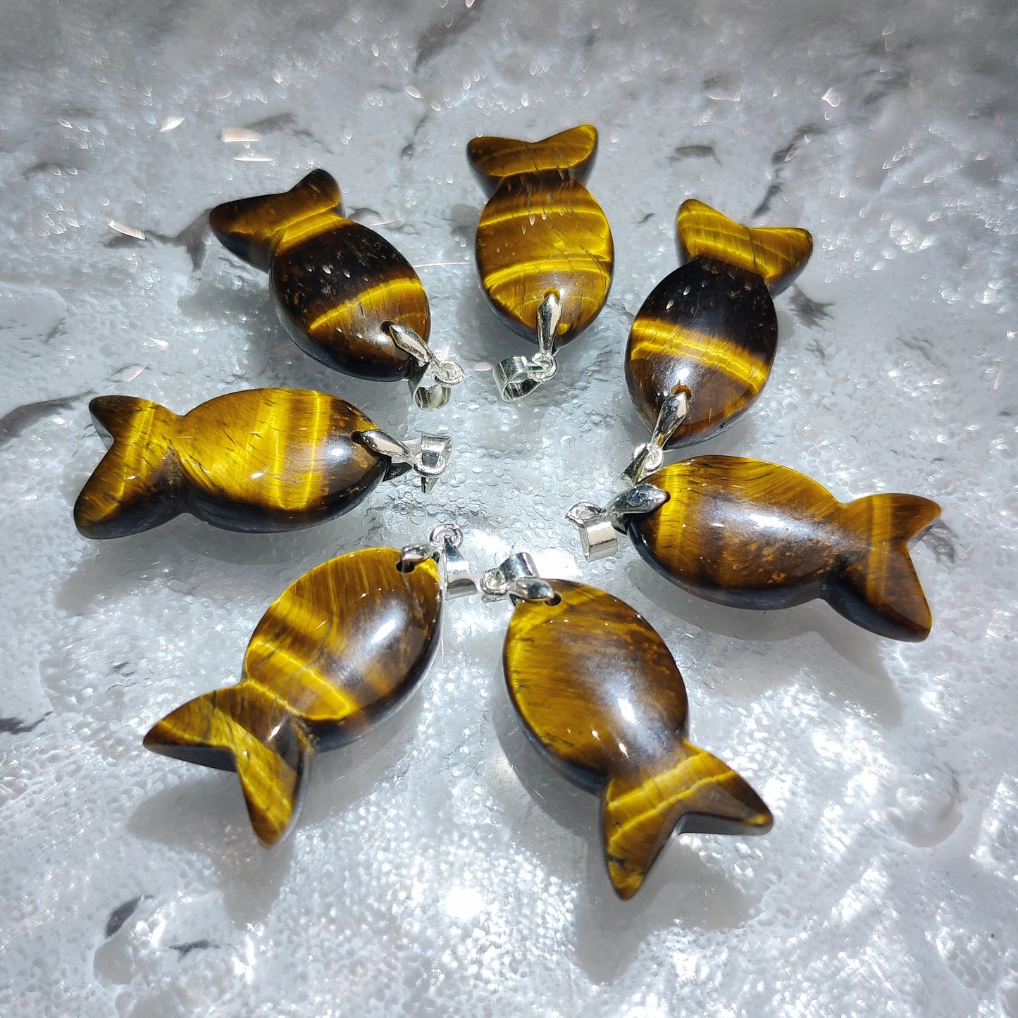 Natural Crystal-Crystal Fish