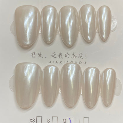 RT-White chrome handmade nails