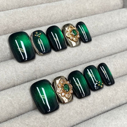 Vintage-style, courtly black base with emerald cat-eye rhinestones, exquisite handmade nails - RT