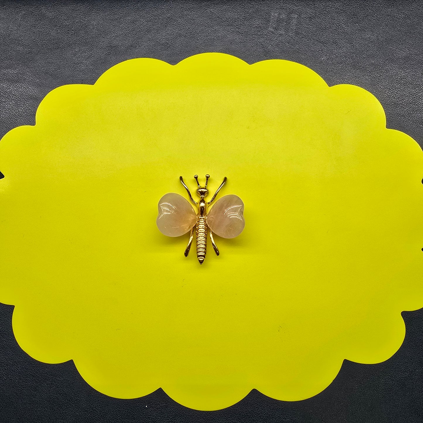 Natural crystal-small butterfly ornaments of various materials